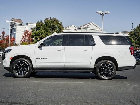 Used 2023 Chevrolet Suburban RST image 4