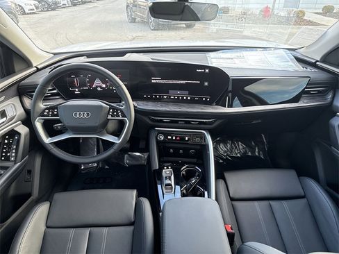 New 2025 Audi Q5 Premium Plus image 14