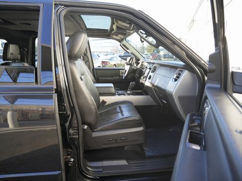 Used 2013 Ford Expedition EL Limited image 30