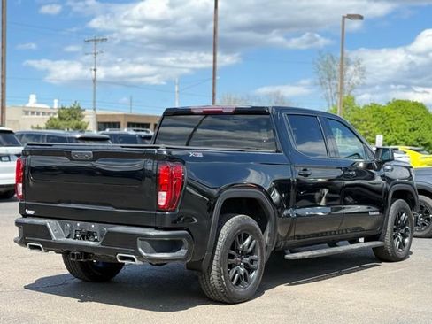 Used 2022 GMC Sierra 1500 Elevation w/ LPO, Elevation Black Package AWD/4WD image 37