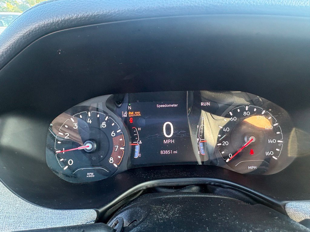 Used 2024 Jeep Compass Latitude AWD/4WD image 19