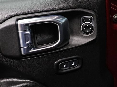 Used 2021 Jeep Gladiator Sport AWD/4WD image 20