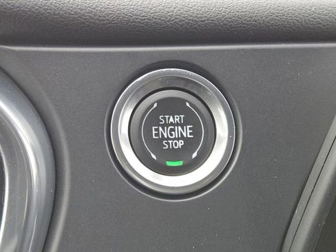 Used 2020 Chevrolet Blazer LT image 13