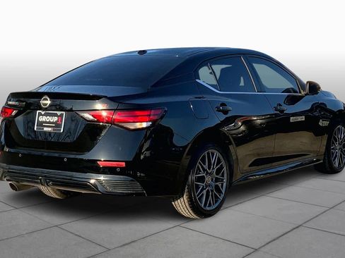 Used 2024 Nissan Sentra SR w/ SR Premium Package image 13