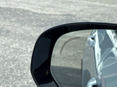 New 2026 Volvo XC60 B5 Plus w/ Protection Package Premier image 19