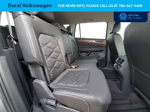 Certified 2024 Volkswagen Atlas SE w/ Black Wheel Package image 30
