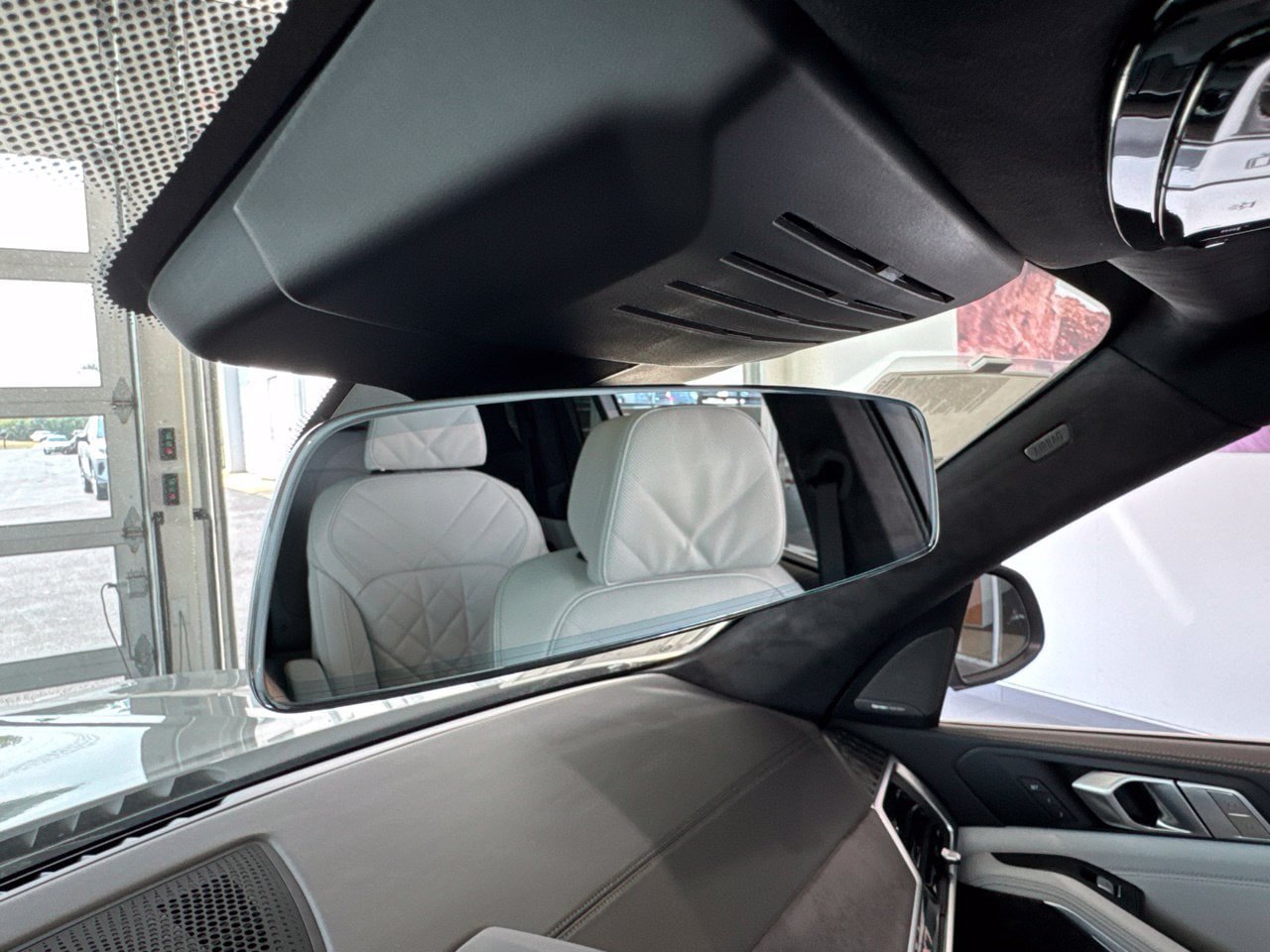 New 2027 BMW X7 xDrive40i AWD/4WD image 34