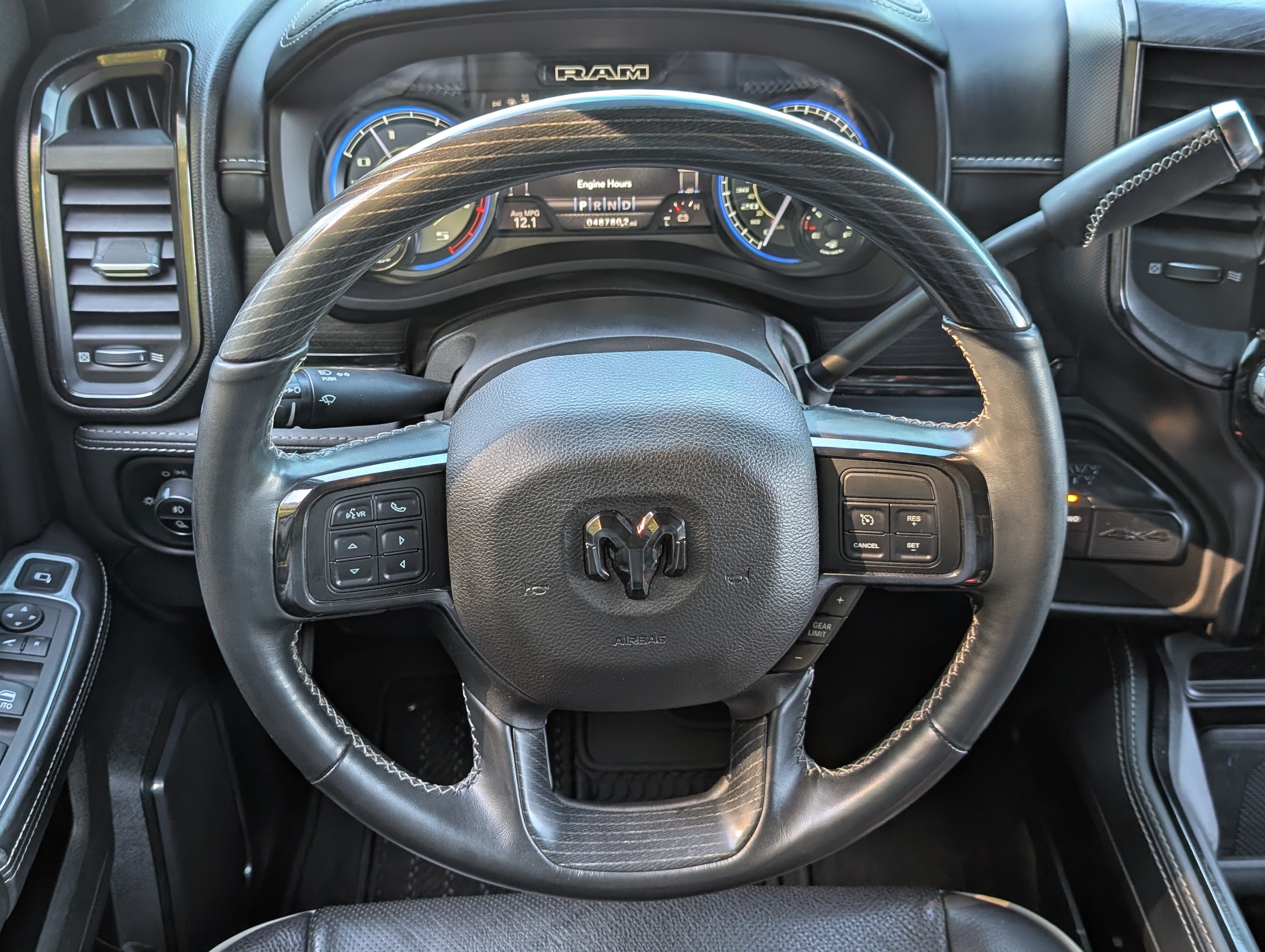 Used 2022 RAM 3500 Limited AWD/4WD image 23