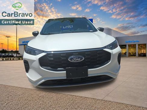 Used 2023 Ford Escape ST-Line w/ Tech Pack #1 AWD/4WD image 11