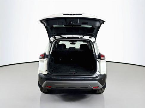 Used 2023 Nissan Rogue SV AWD/4WD image 25