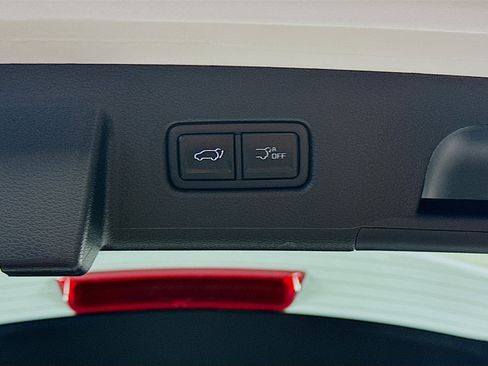 Used 2025 Kia Telluride S image 32