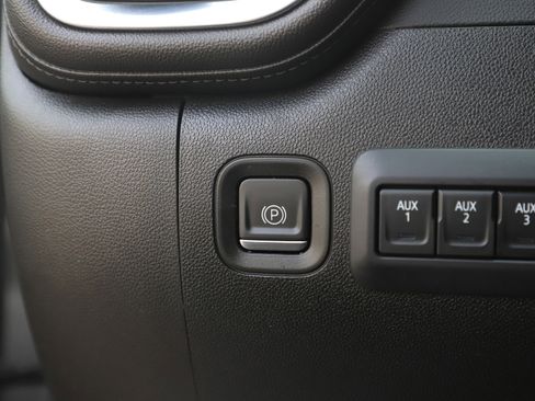 Used 2022 Chevrolet Silverado 3500 LTZ w/ LTZ Plus Package image 26