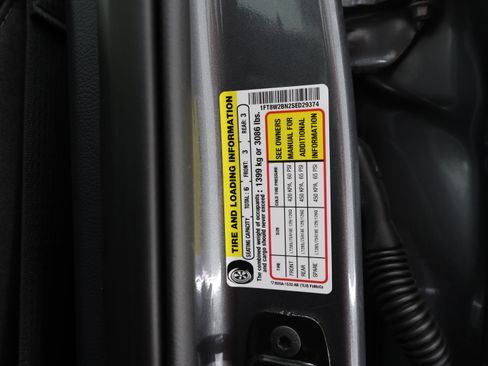 Used 2025 Ford F250 XLT w/ Black Appearance Package AWD/4WD image 62