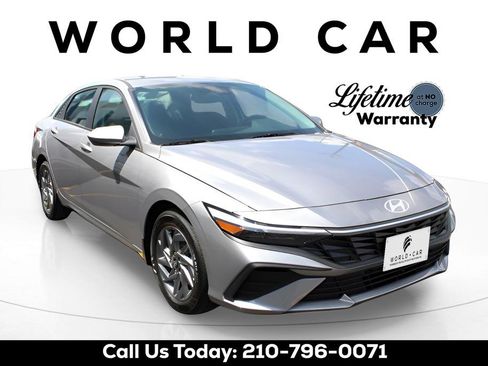 New 2025 Hyundai Elantra Blue image 1