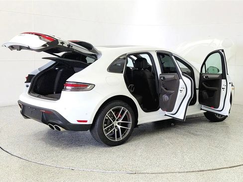 Used 2022 Porsche Macan S AWD/4WD image 12