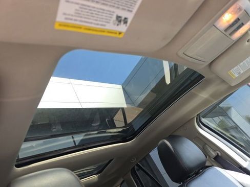 Used 2013 Ford Edge SEL FWD image 6