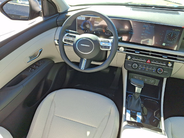 New 2026 Hyundai Tucson SE FWD image 16