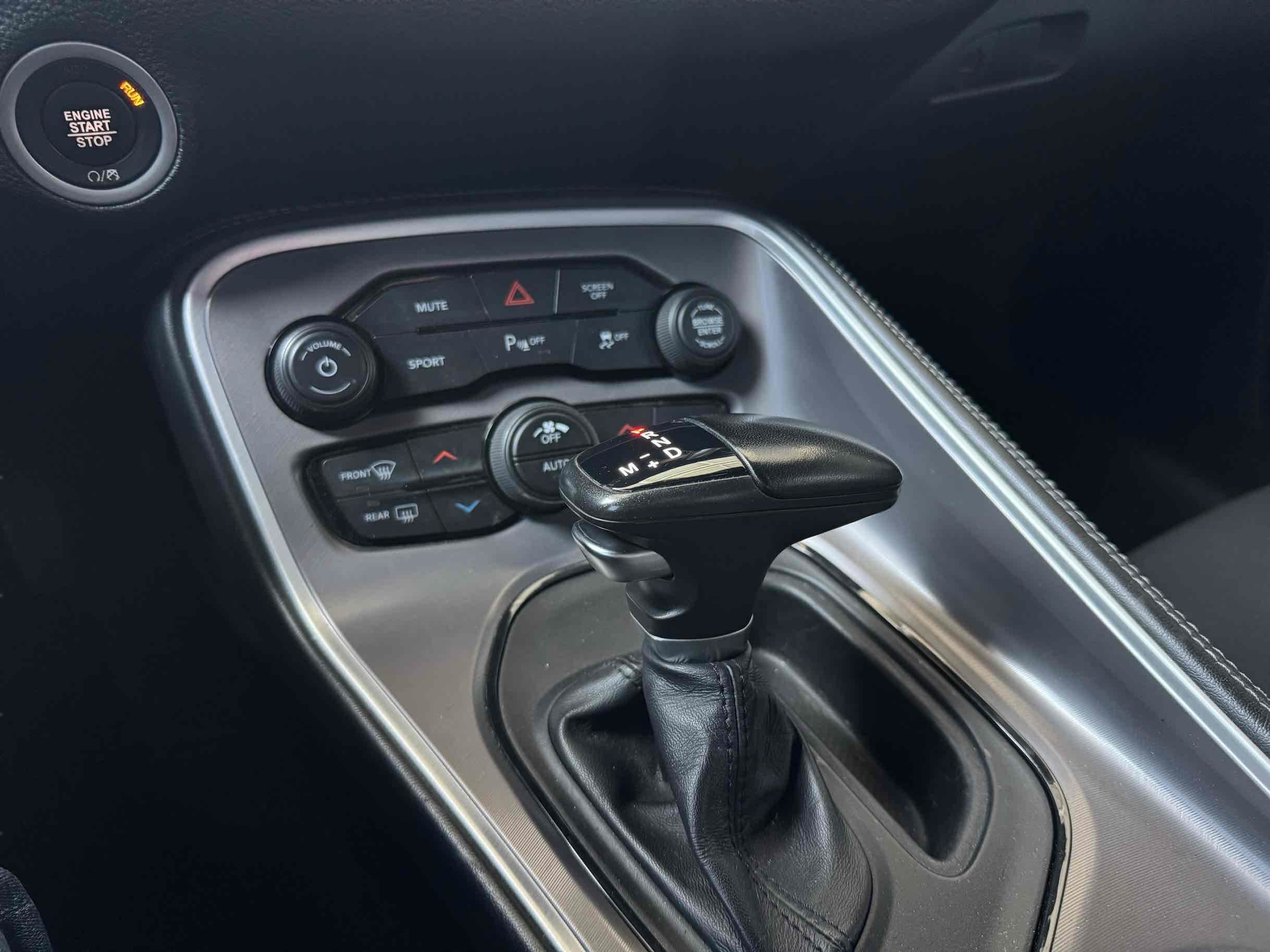 Used 2022 Dodge Challenger GT RWD image 13