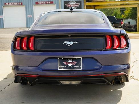 Used 2020 Ford Mustang Coupe RWD image 18