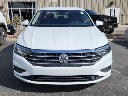 Used 2019 Volkswagen Jetta image 2