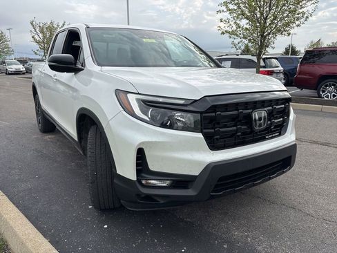 Used 2024 Honda Ridgeline Black Edition image 12