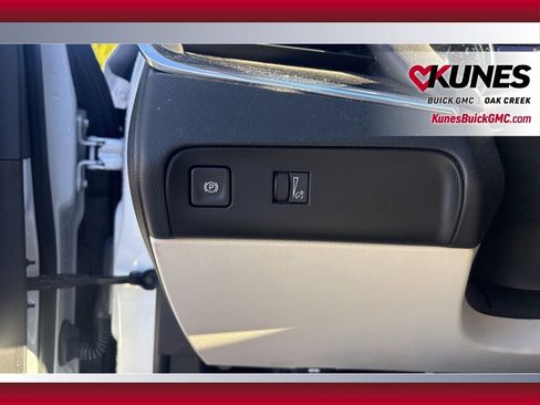 Used 2023 Buick Enclave Essence w/ Experience Buick Package image 17