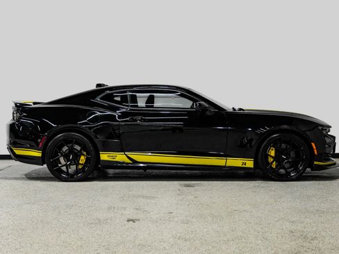Used 2020 Chevrolet Camaro SS image 5