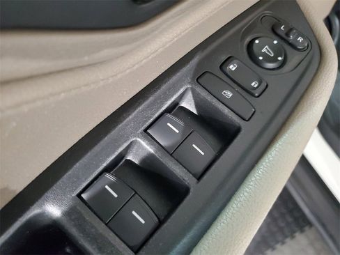 Used 2018 Honda Odyssey EX-L image 18