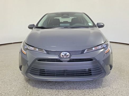 Used 2025 Toyota Corolla LE FWD image 3