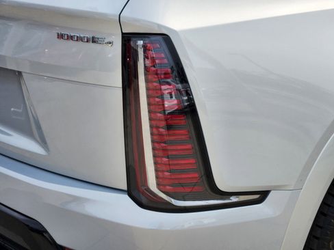 New 2025 Cadillac Escalade IQ Sport 1 image 10