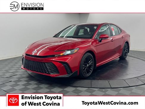 Used 2026 Toyota Camry SE w/ Convenience Package FWD image 1