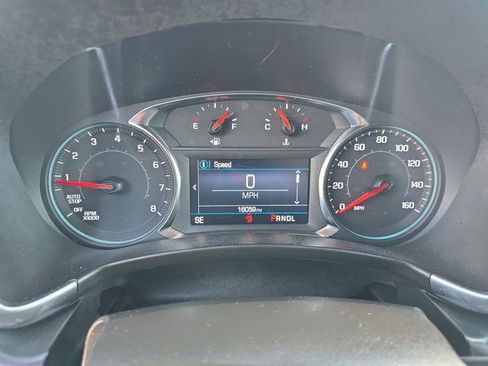 Used 2024 Chevrolet Equinox LT w/ LPO, Floor Liner Package FWD image 27