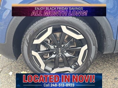 Used 2023 Kia Telluride S image 10