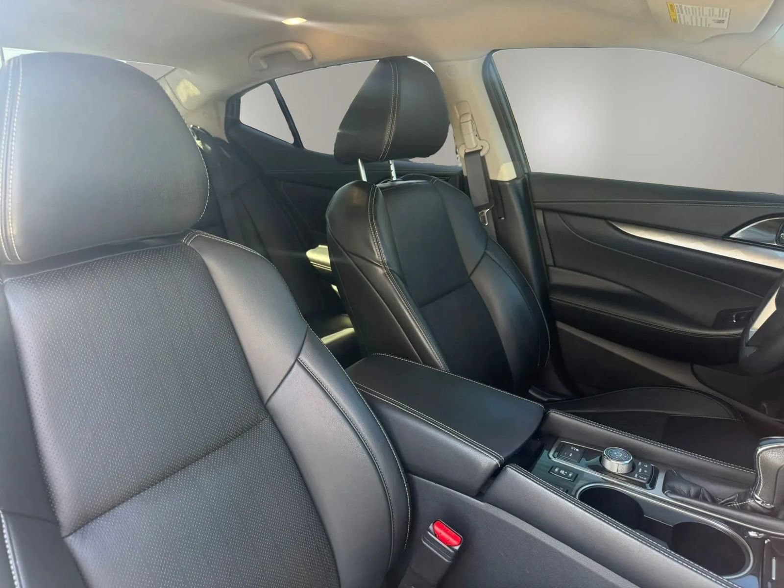 Used 2023 Nissan Maxima SV w/ Floor Mat Group FWD image 40
