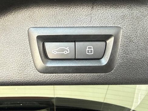 Used 2023 BMW X5 sDrive40i w/ M Sport Package RWD image 13