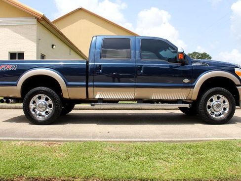 Used 2014 Ford F250 King Ranch w/ King Ranch w/Chrome Package image 17