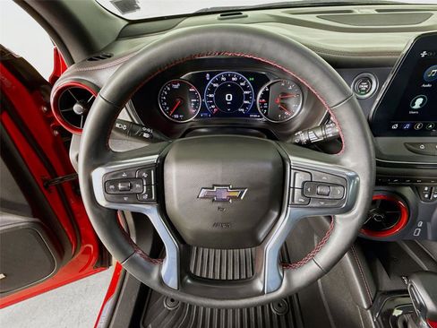 Used 2023 Chevrolet Blazer RS w/ Enhanced Convenience Package image 12