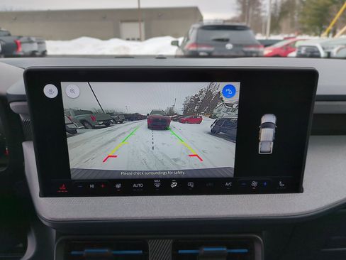 Used 2025 Ford Maverick XLT w/ XLT Luxury Package image 12