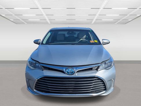 Used 2016 Toyota Avalon Limited image 8
