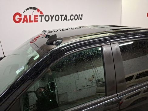 Used 2021 Chevrolet Silverado 2500 LT w/ Convenience Package image 6