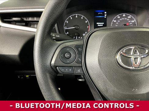Used 2024 Toyota Corolla LE FWD image 11