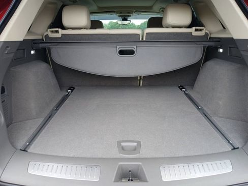 Used 2021 Cadillac XT5 Premium Luxury FWD image 16