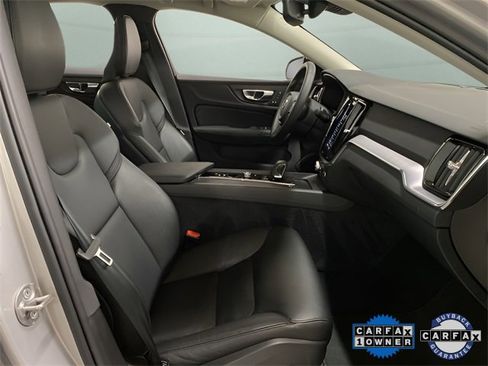 Used 2025 Volvo S60 B5 Core image 75