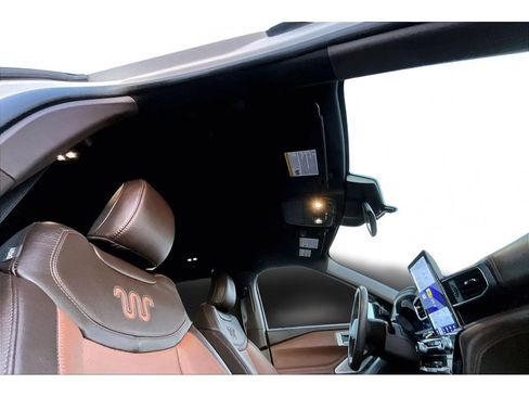 Used 2022 Ford Explorer King Ranch image 26