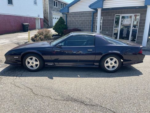 Used 1992 Chevrolet Camaro RS RWD image 11