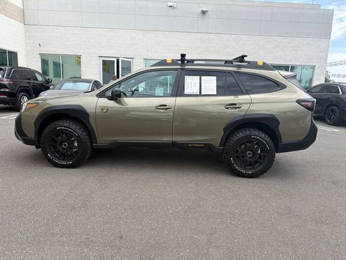 Used 2022 Subaru Outback Wilderness AWD/4WD image 2