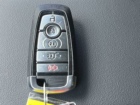 Used 2025 Ford Explorer ST-Line RWD image 9