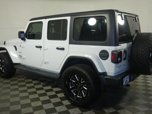 Used 2020 Jeep Wrangler Unlimited Sahara AWD/4WD image 5