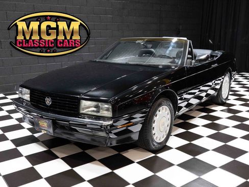 Used 1992 Cadillac Allante FWD image 1