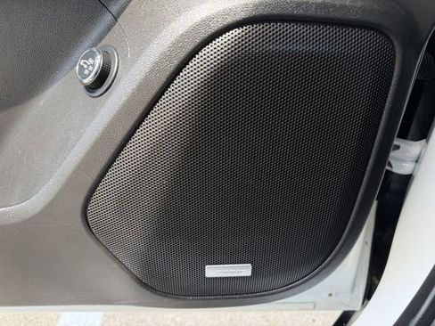 Used 2023 GMC Acadia SLT image 23